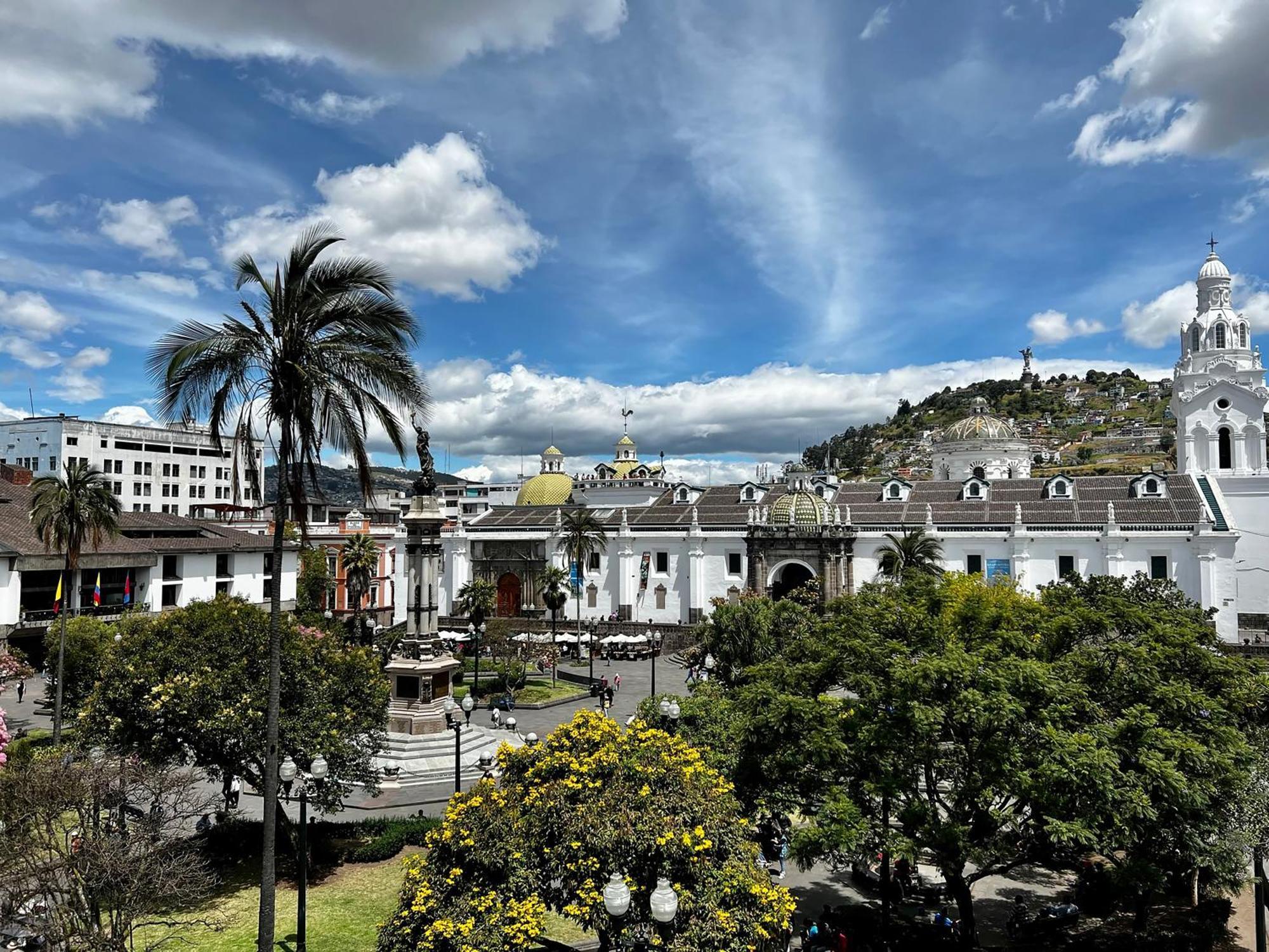 Hotel Plaza Grande 5*